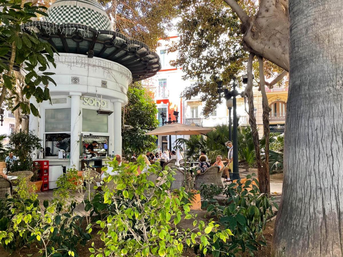 Apartamento Con Mucho Encanto En Pleno Centro Alicante Exterior photo
